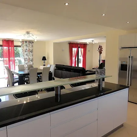 Holiday home Pesquier